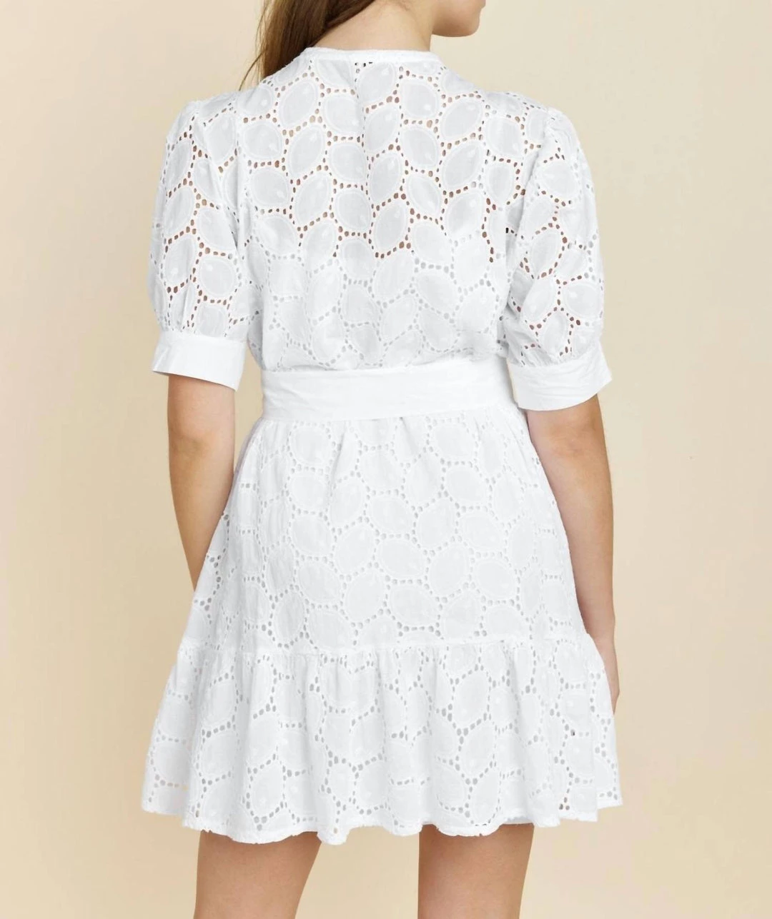 Best reviews of ๐คฉ Sofia Collections Kallie Eyelet ๐ Dress in White - ๐ฉ women ๐ฅ 4 Best reviews of ๐คฉ Sofia Collections Kallie Eyelet ๐ Dress in White - ๐ฉ women ๐ฅ - Image 2